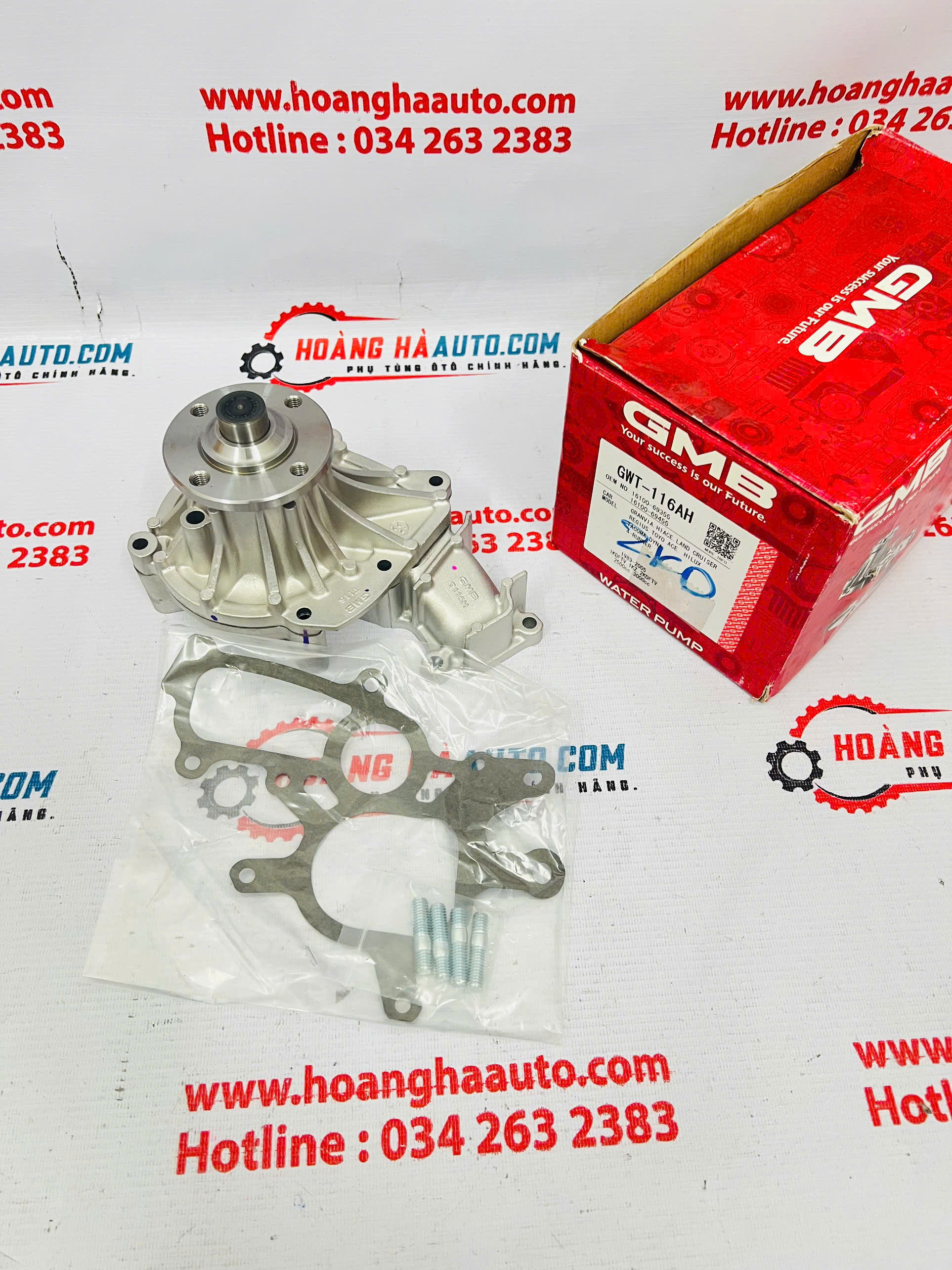 Bơm nước làm mát Toyota Fortuner 1KD 2 KD 2008-2015 thương hiệu GMB | GWT - 116AH GWT 116AH