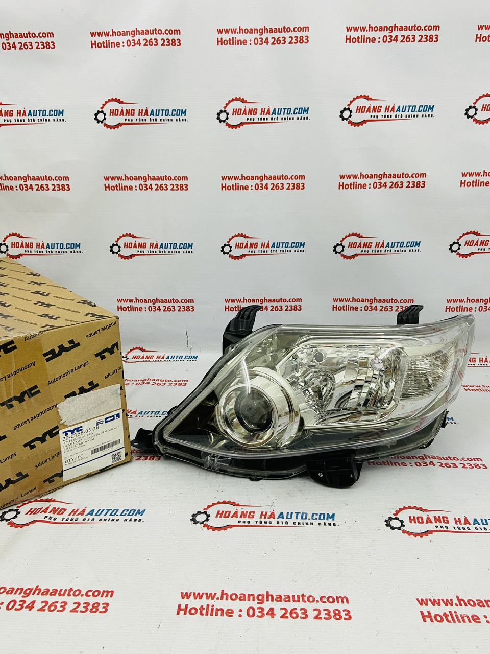 Đèn pha có bi LH Toyota Fortuner 2013 thương hiệu TYC | 20-C758-05-2B 20C758052B