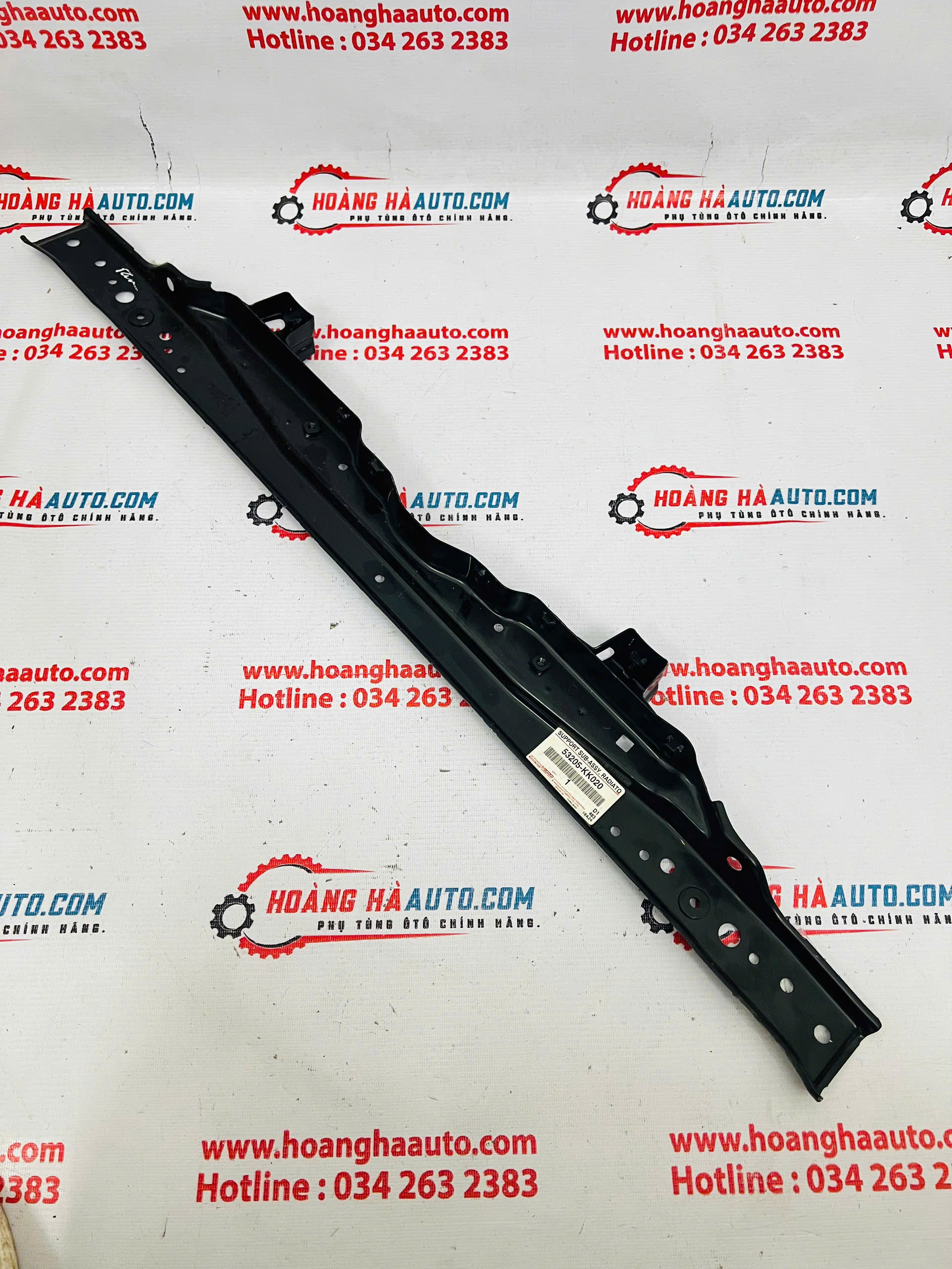 Xương đỡ két nước trên Toyota Hilux 2016-2020 Xịn Chính Hãng | 53205-KK020 53205KK020