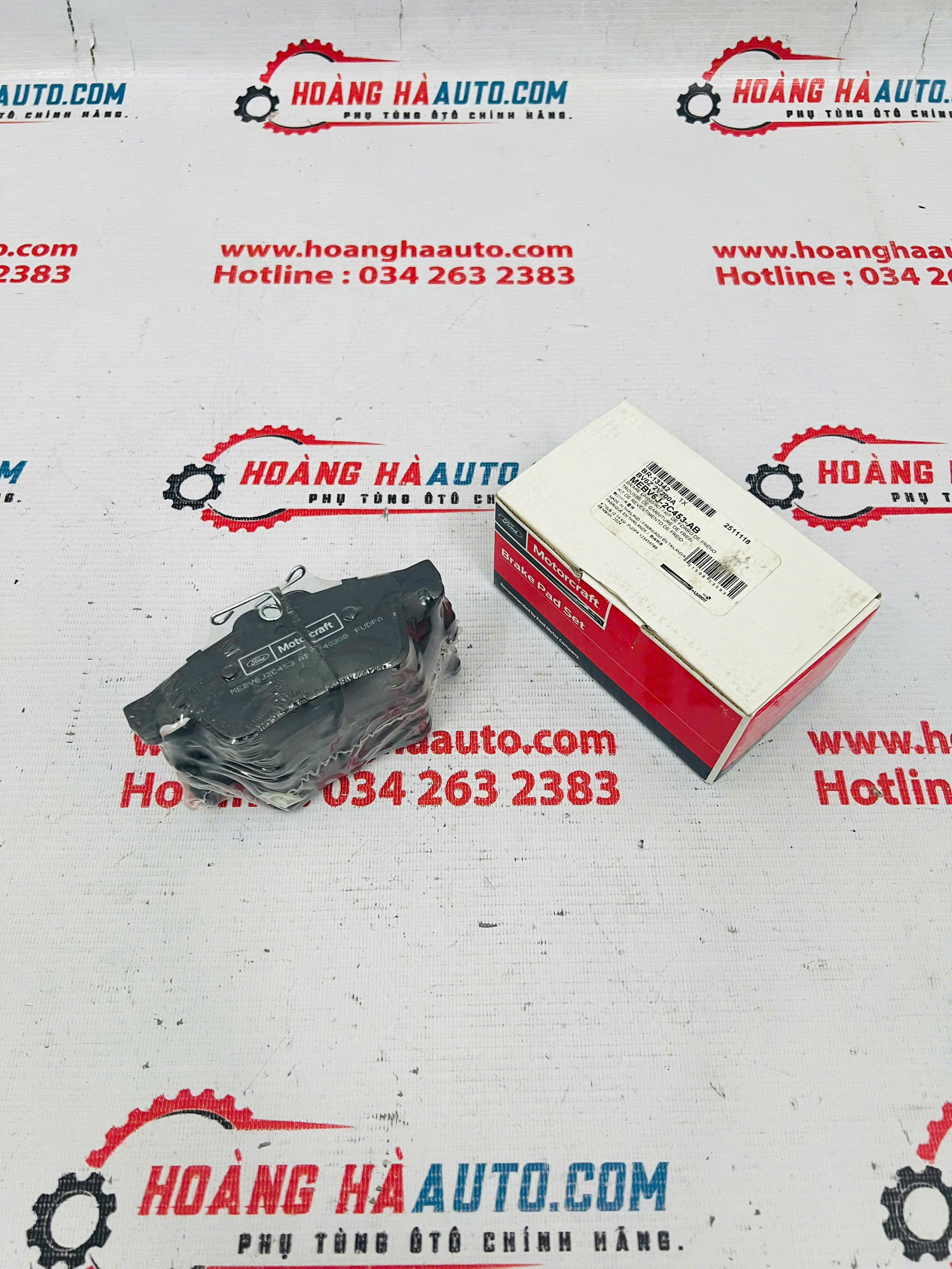 Má phanh sau Ford Focus 2005 - 2018 Xịn Motorcraft | MEBV6J-2C453-AB MEBV6J2C453AB