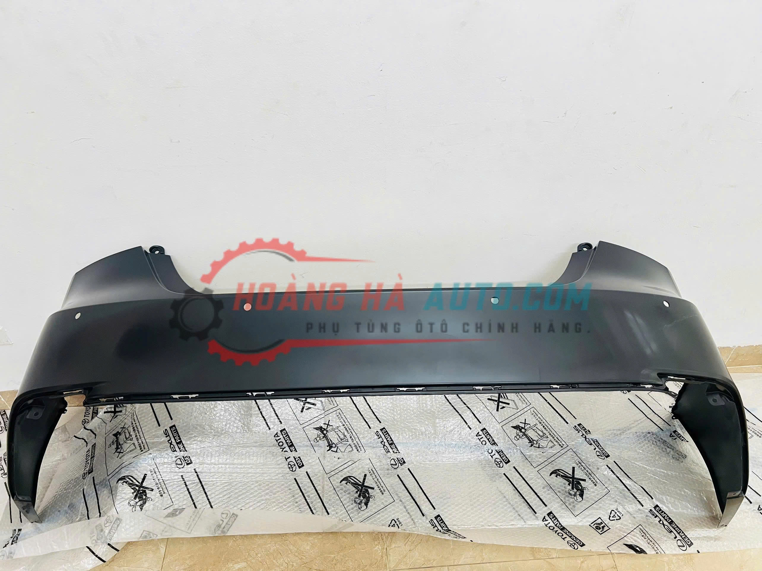 Cản sau Toyota Camry 2019 Xịn Chính Hãng | 52159-0X926 521590X926