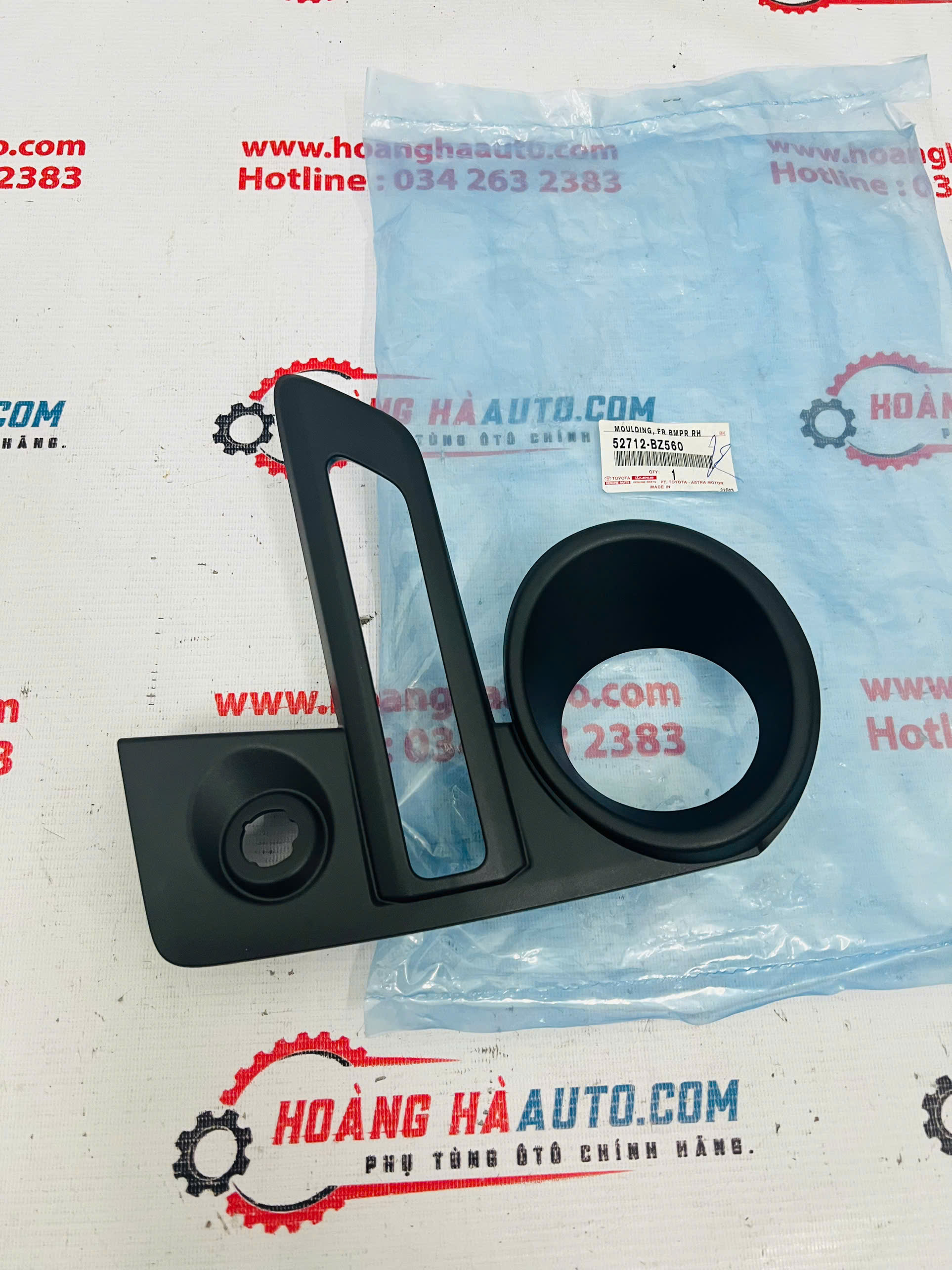 Ốp đèn gầm cản trước RH Toyota Raize 2021 Xịn Chính Hãng | 52712-BZ560 52712BZ560