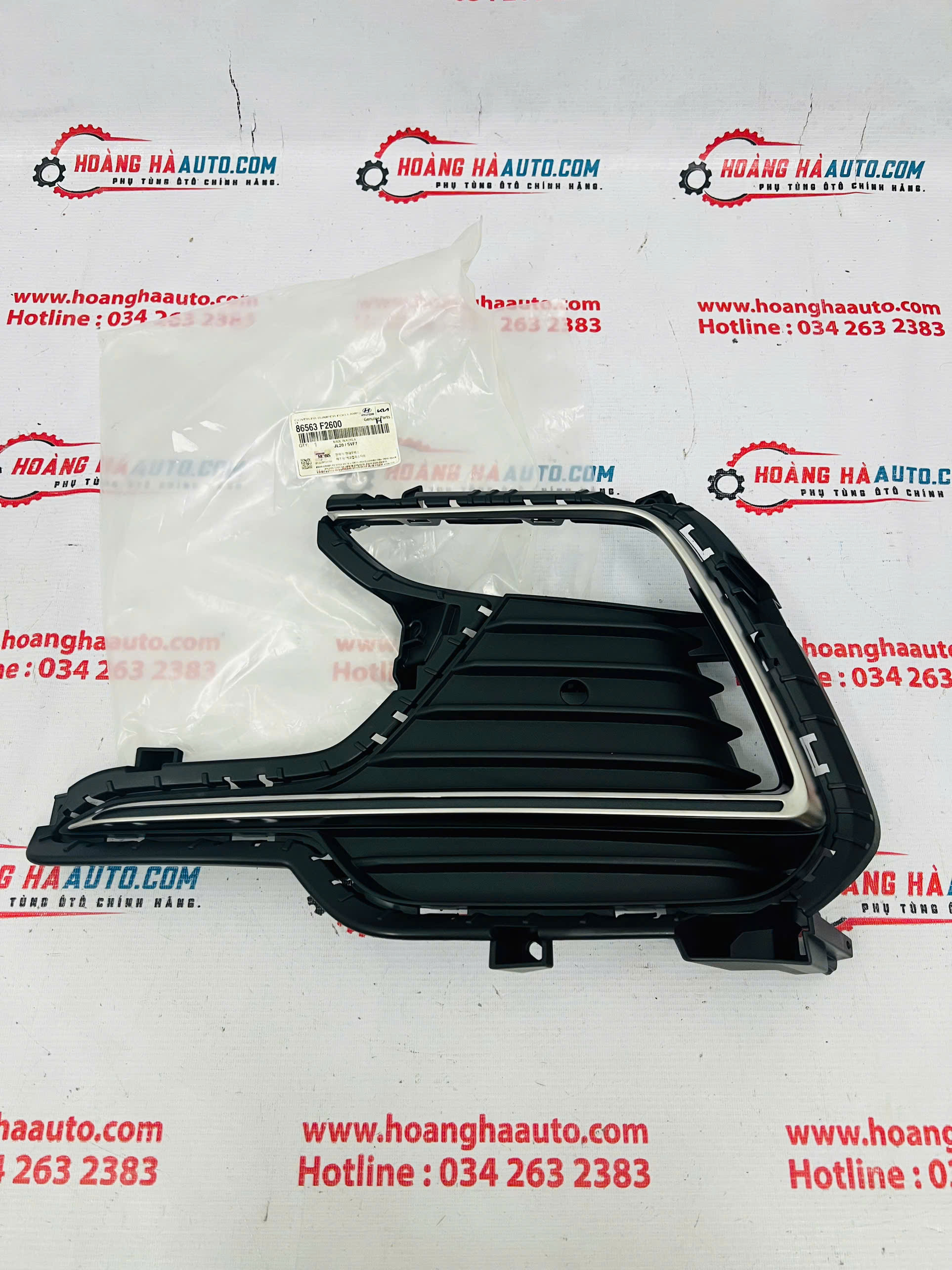 Ốp đèn gầm bên LH Huyndai Elantra 2016 Xịn chính hãng | 86563 F2600 , 86563F2600