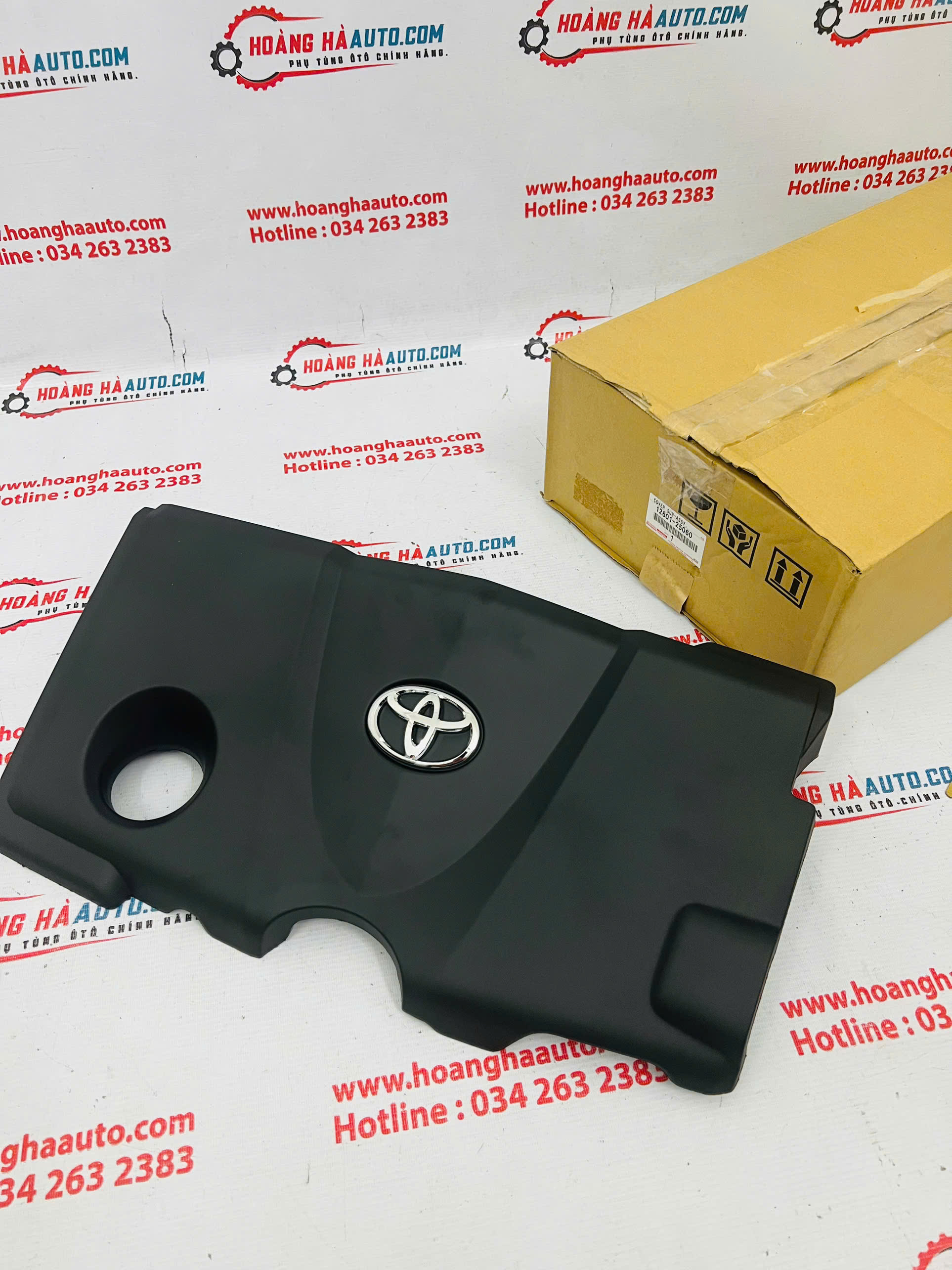 Nắp che mặt máy Toyota Camry 2.5 2022 Xịn Chính Hãng | 12601-25060 1260125060