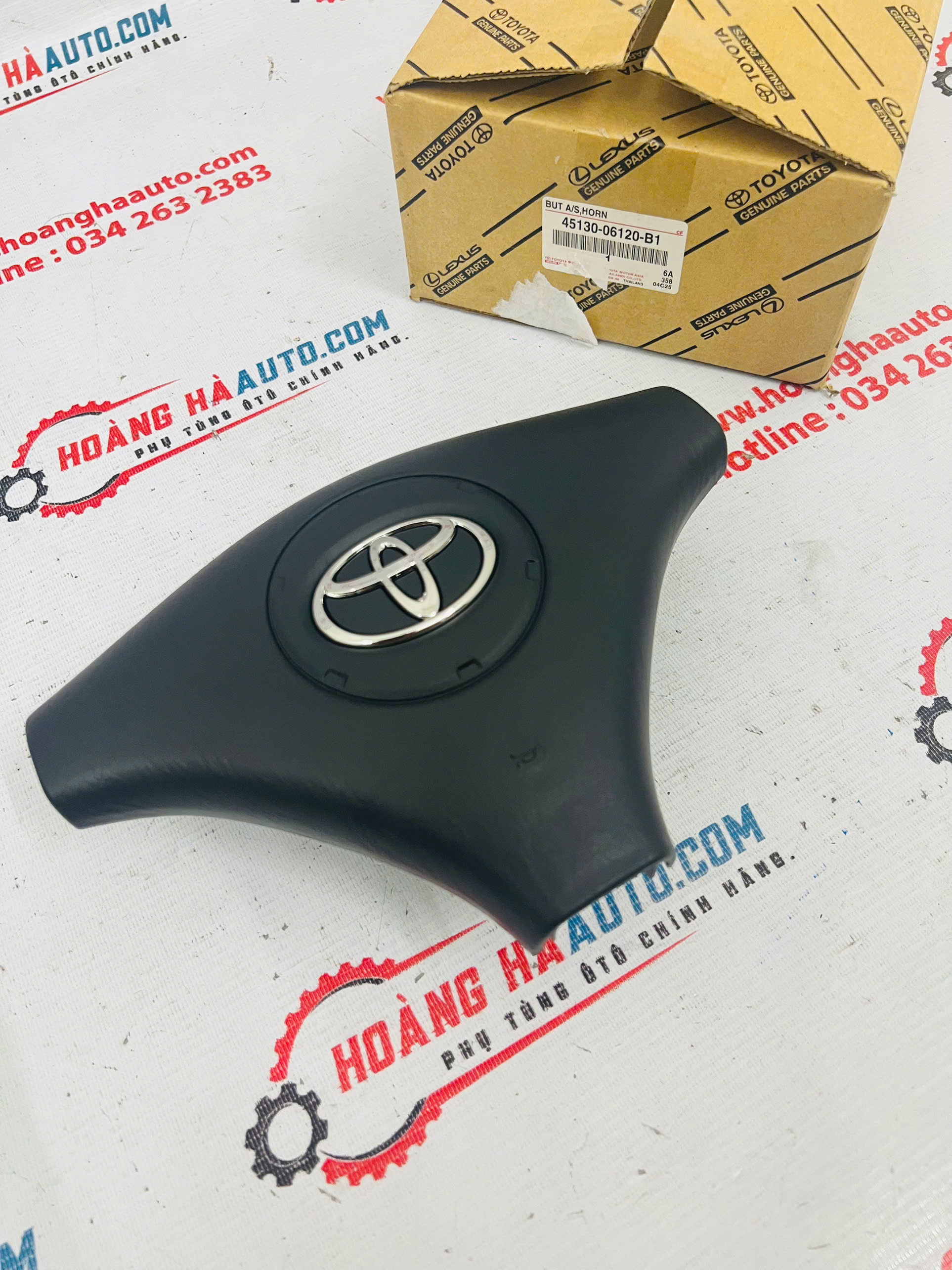 nắp phím còi Toyota Innova 2008-2011 Xịn Chính Hãng | 45130-06120-B1 4513006120B1