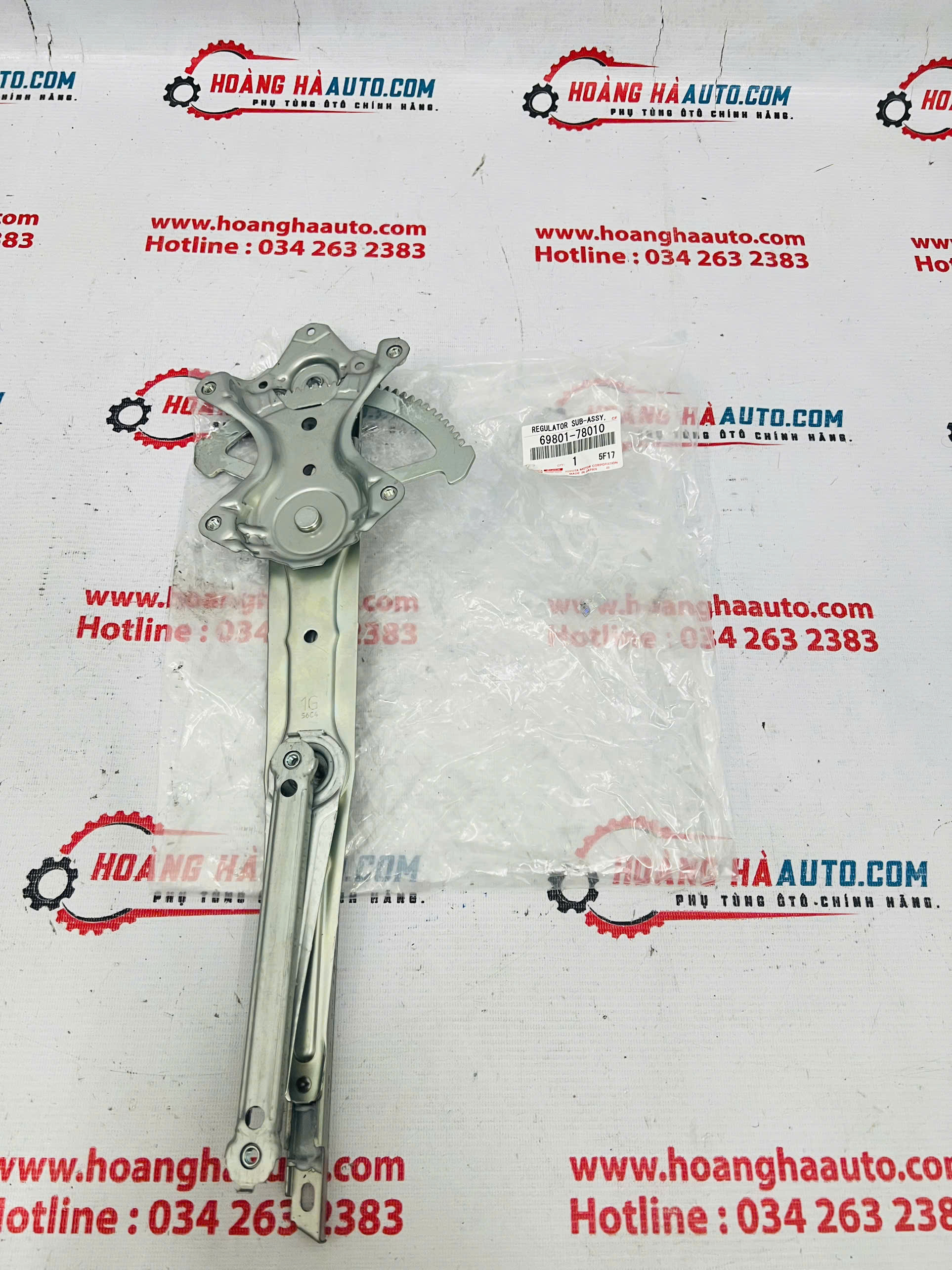 Compa lên xuống kính trước RH Lexus RX350 2015 Xịn Chính Hãng | 69801-78010 6980178010