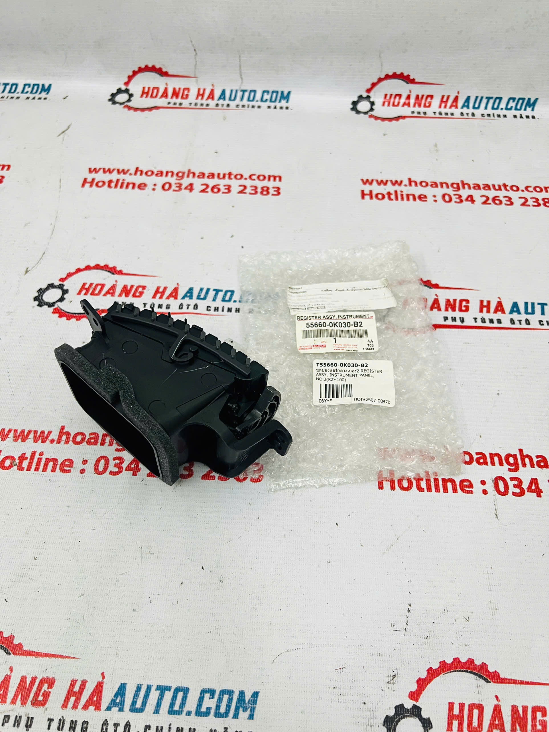 Cửa gió điều hòa trong xe Toyota Innova 2012-2015 Xịn Chính Hãng | 55660-0K030-B2 556600K030B2