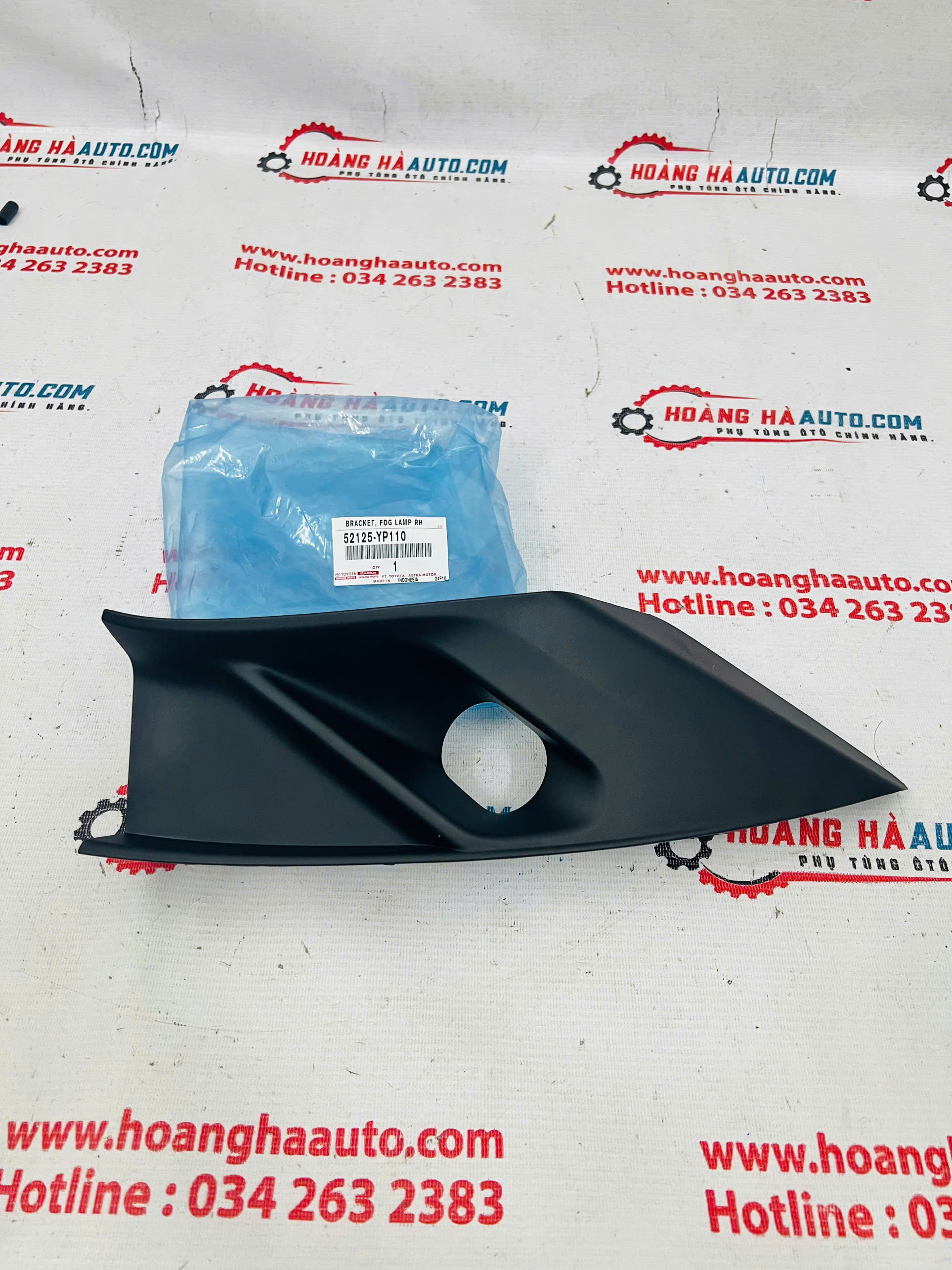 Ốp đèn gầm Toyota Innova 2021 Xịn chính hãng | 52125-YP110 , 52125YP110