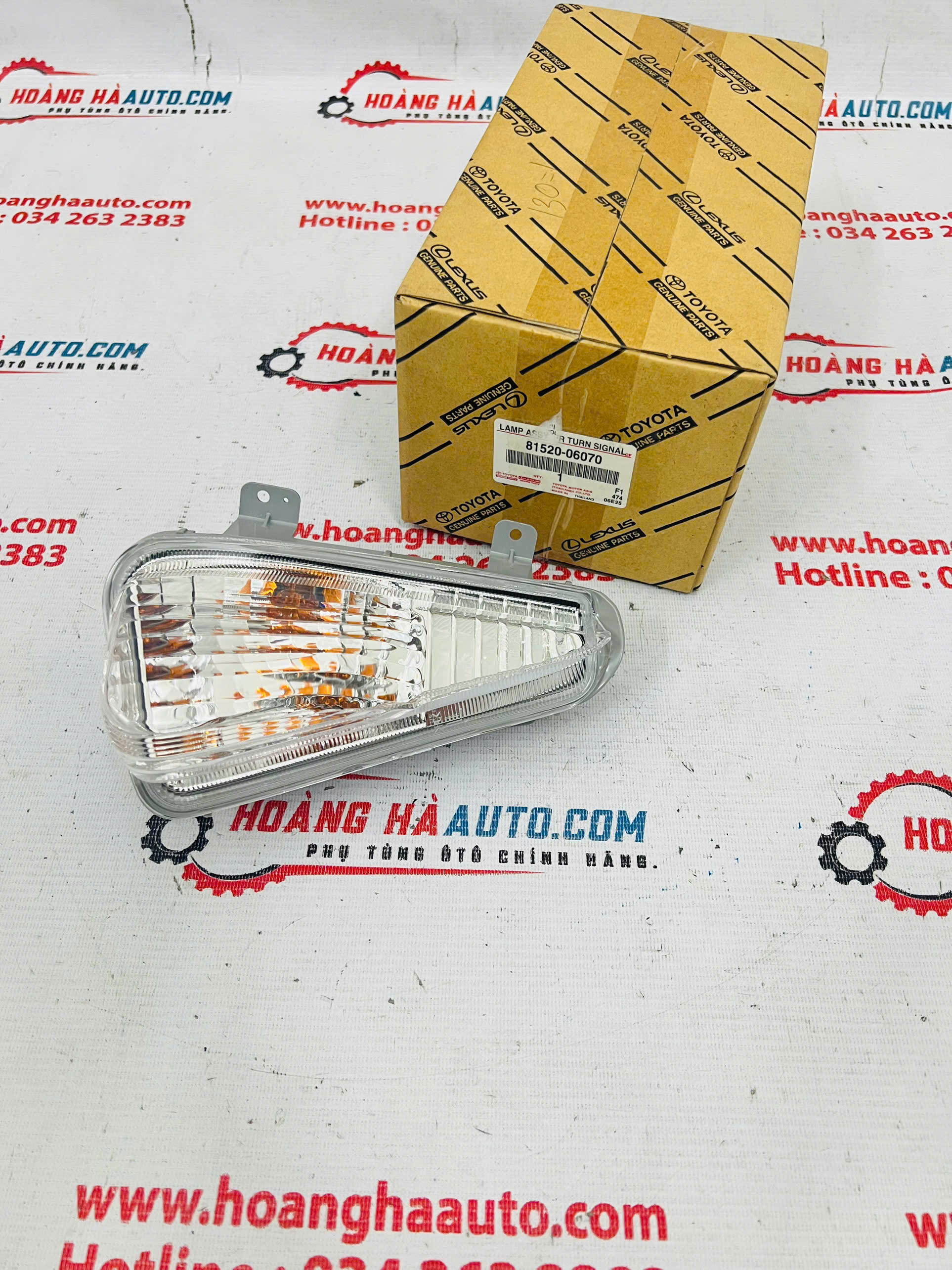 Đèn xi nhan cản trước bên LH Toyota Innova 2021 Xịn chính hãng | 81520-06070 , 8152006070