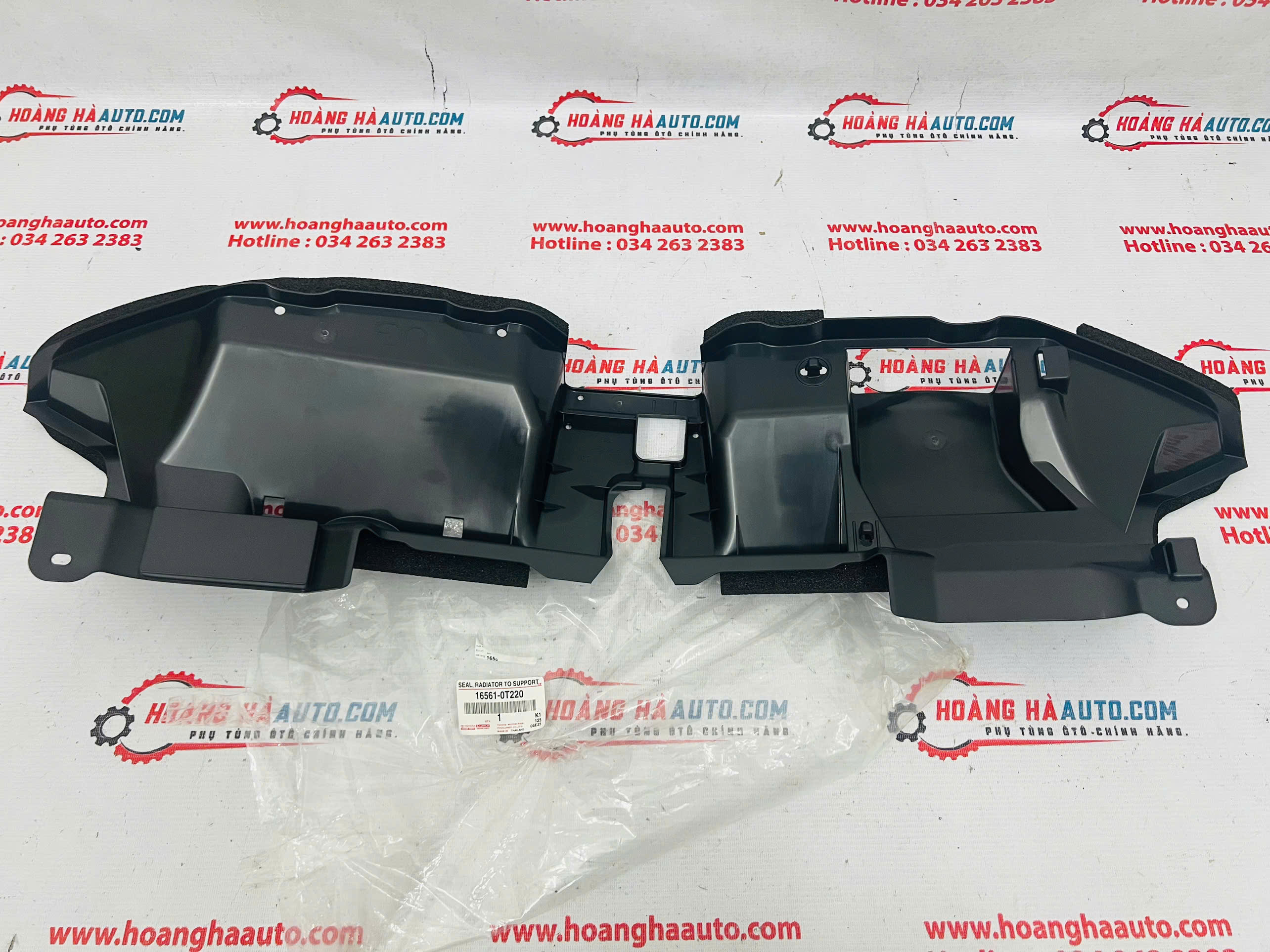 Nhựa che khóa cabo Toyota Innova 2021 Xịn chính hãng | 16561-0T220 ,165610T220