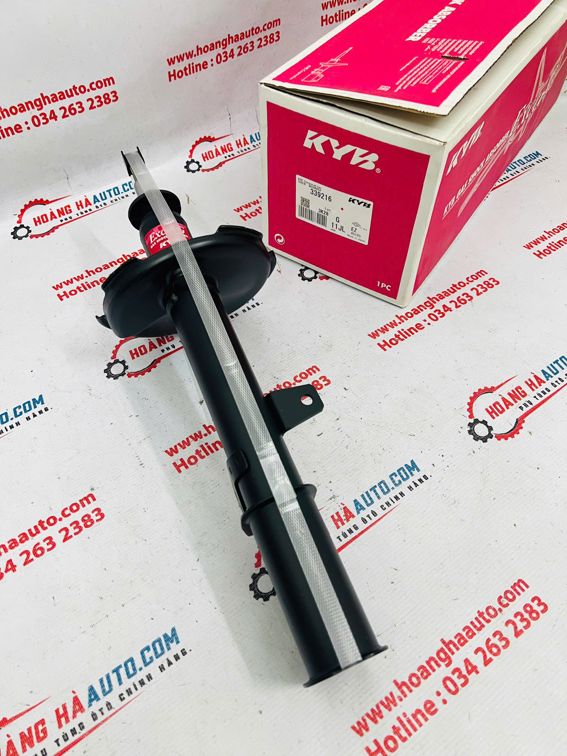 Giảm xóc sau Toyota Venza  2.7 08-11 bên RH Chính hãng KYB | 339216