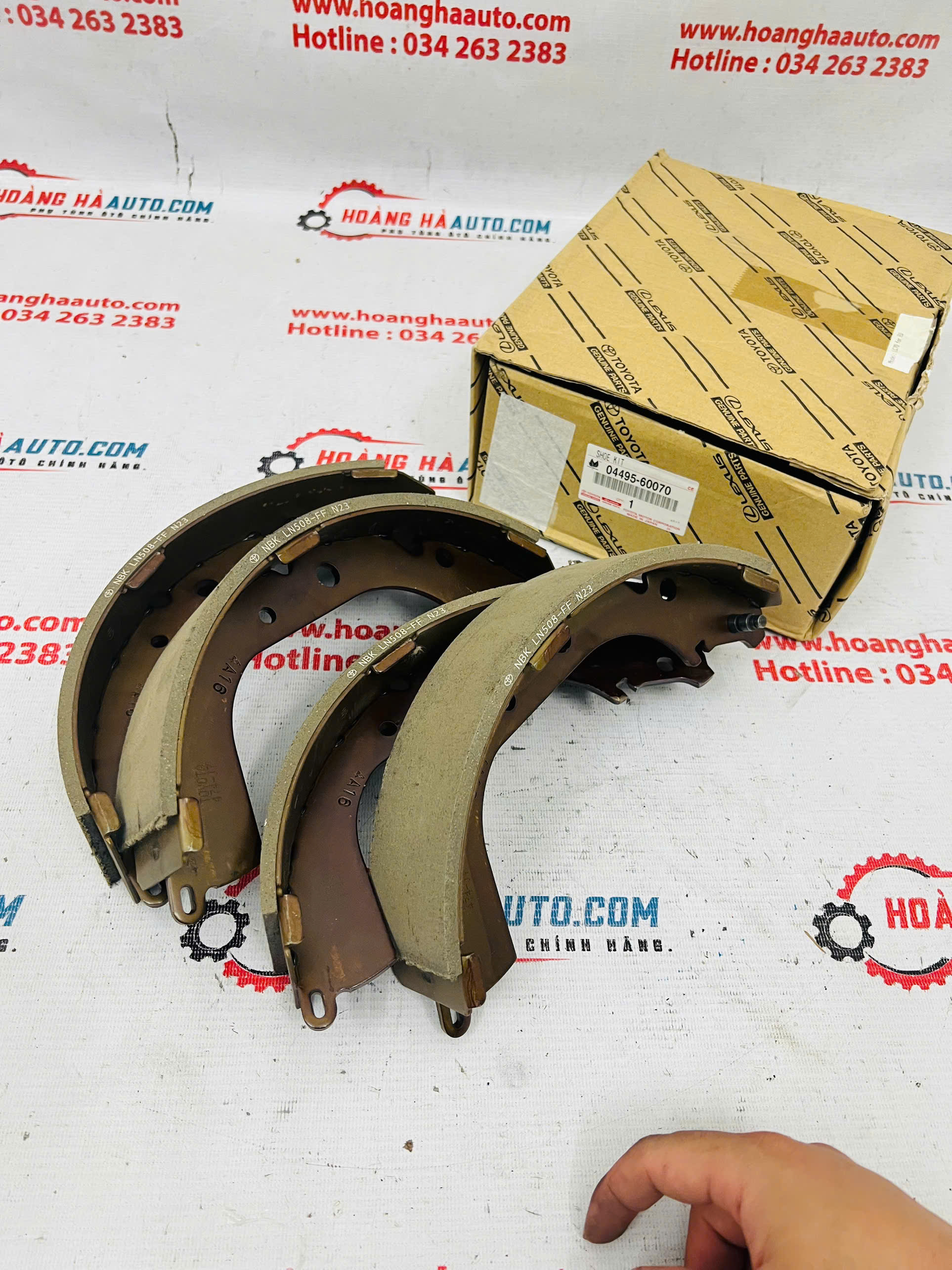 Má phanh tay Land Cruiser FZJ100 xịn chính hãng | 04495-60070 , 0449560070