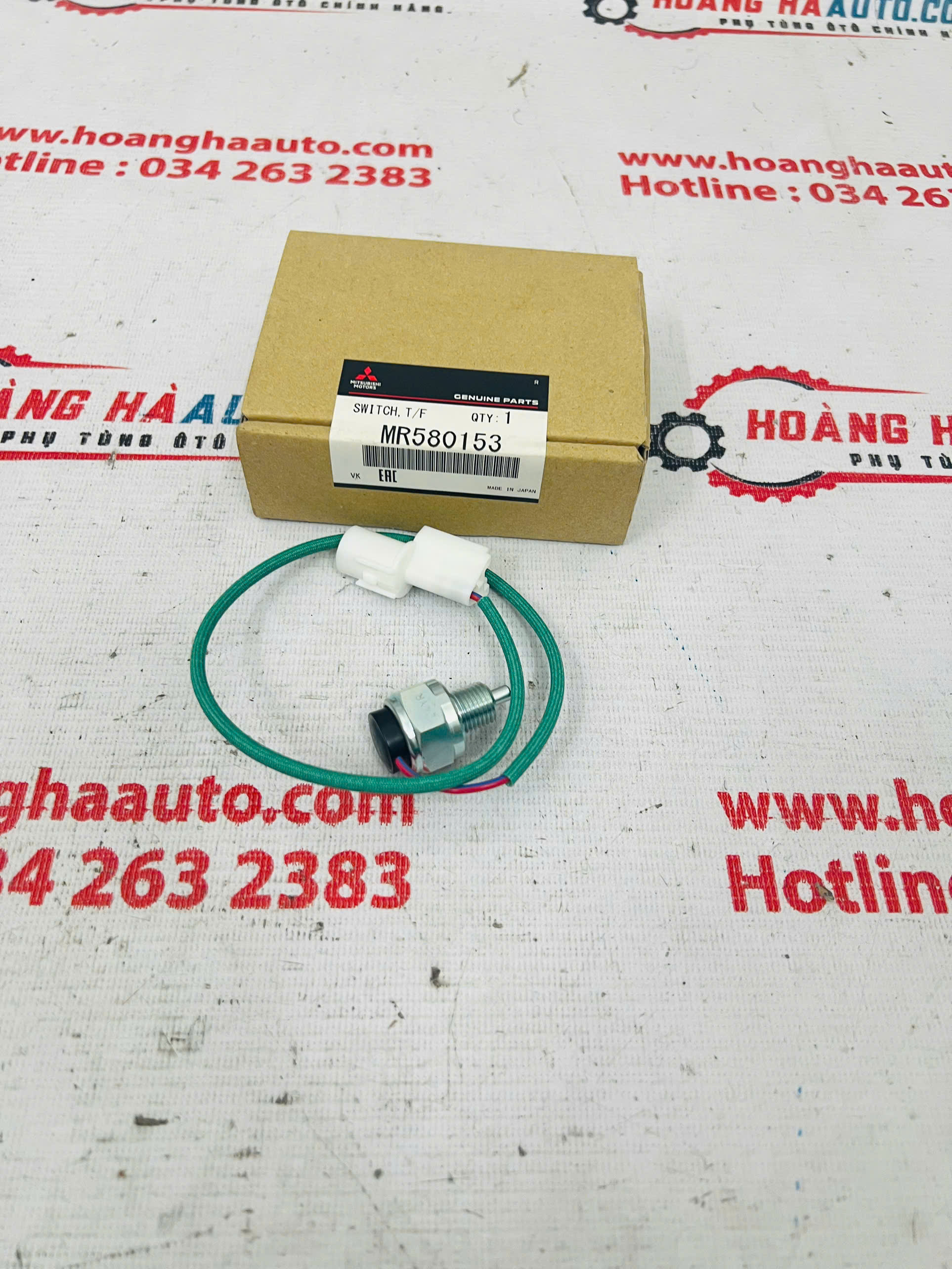 Công tắc báo vị trí cài cầu Mitsubishi Pajero 2008-2013 Xịn Chính Hãng | MR580153 MR580153