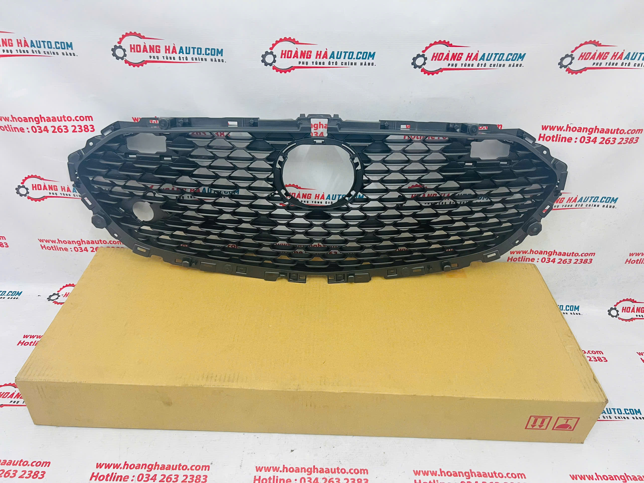 Mặt calang Mazda 3 2019-2020 Xịn Chính Hãng | BCKA-50-711A BCKA50711A 