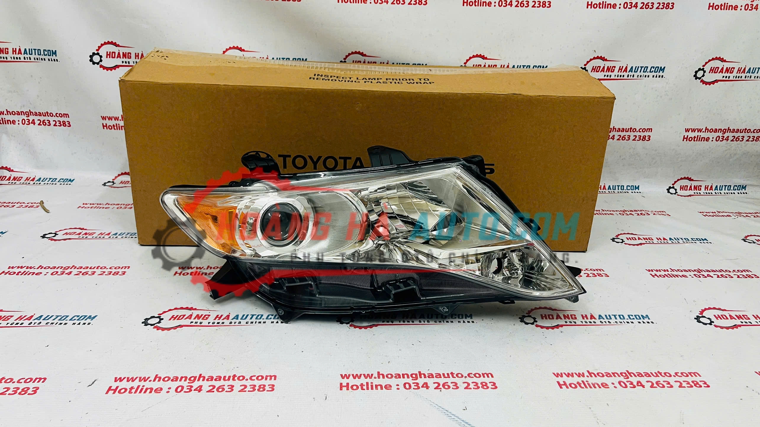 Đèn pha R Toyota Venza 2010 xịn chính hãng | 81145-0T010 , 811450T010